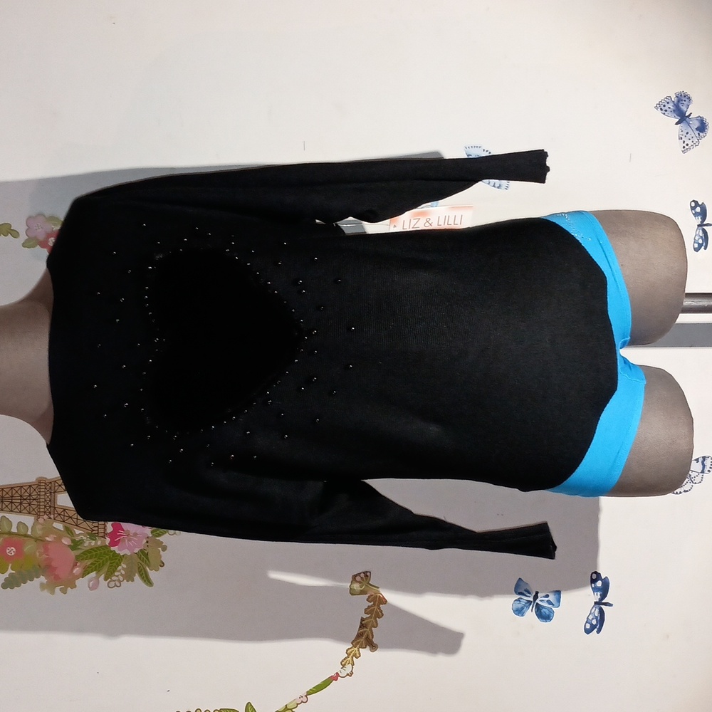 LIZ & LILLI SWEATER